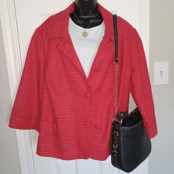 Lane Bryant Red Button Down, Collar, 3/4 Sleeve Blazer Size 28 - Picture 2 of 5